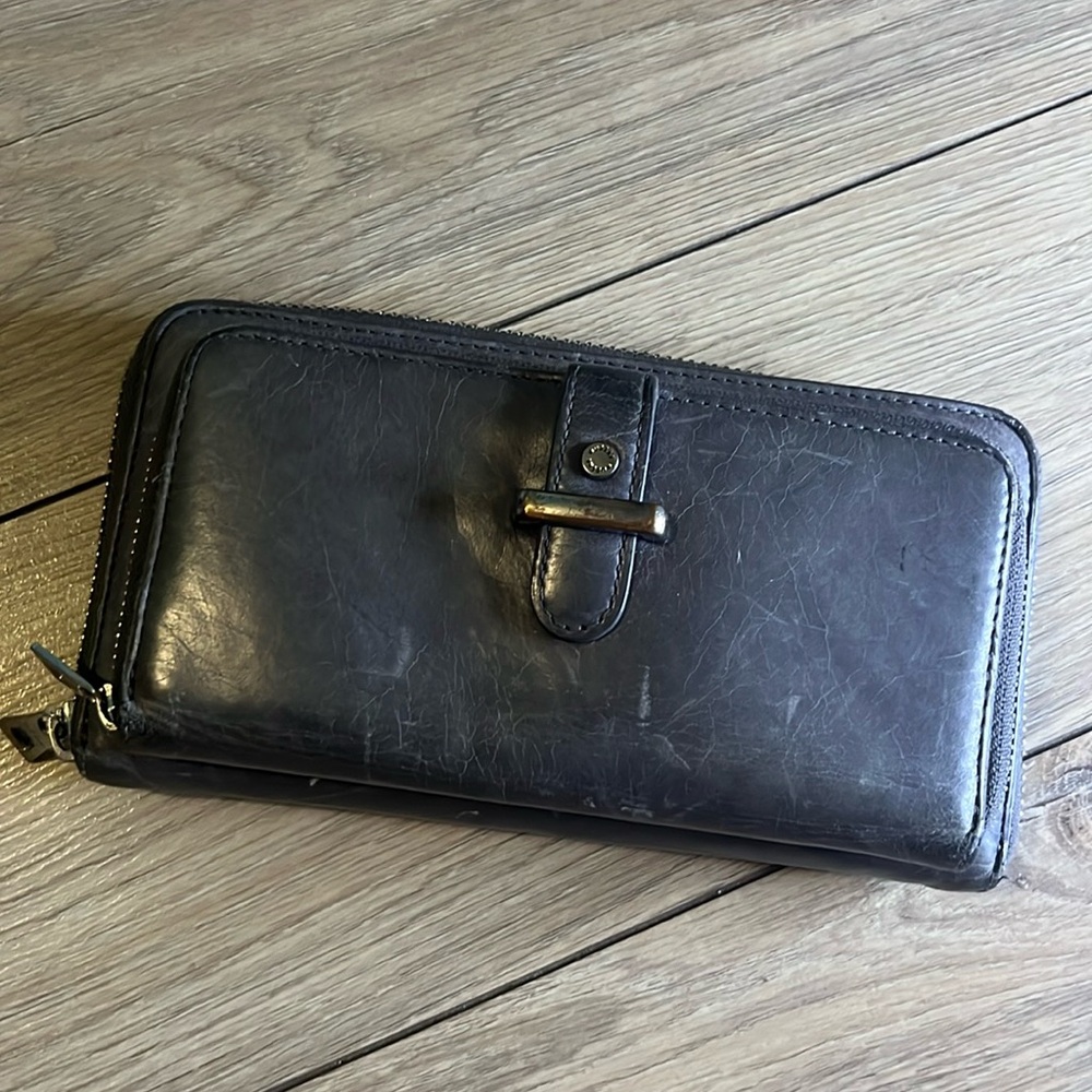 Rudsak leather wallet